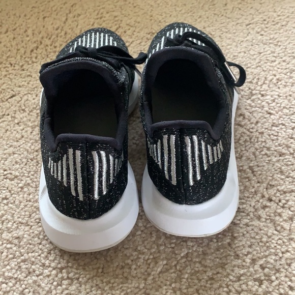 Adidas Athletic Running Shoes size 6 - Picture 4 of 11